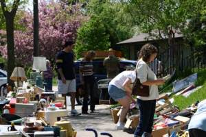 More people milling about
